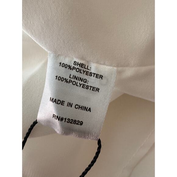 New REVOLVE MORE TO COME Women's White Rosalia Ruffle Mini Skirt Size M - Picture 9 of 9